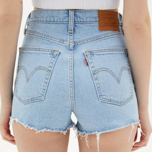 Levi’s Ribcage Denim High Rise Shorts Tango Pulse - Picture 10 of 10